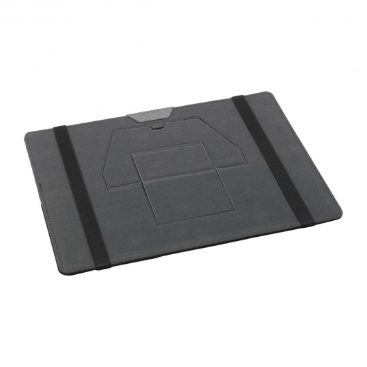 Remote Work Organisers Stand Flat